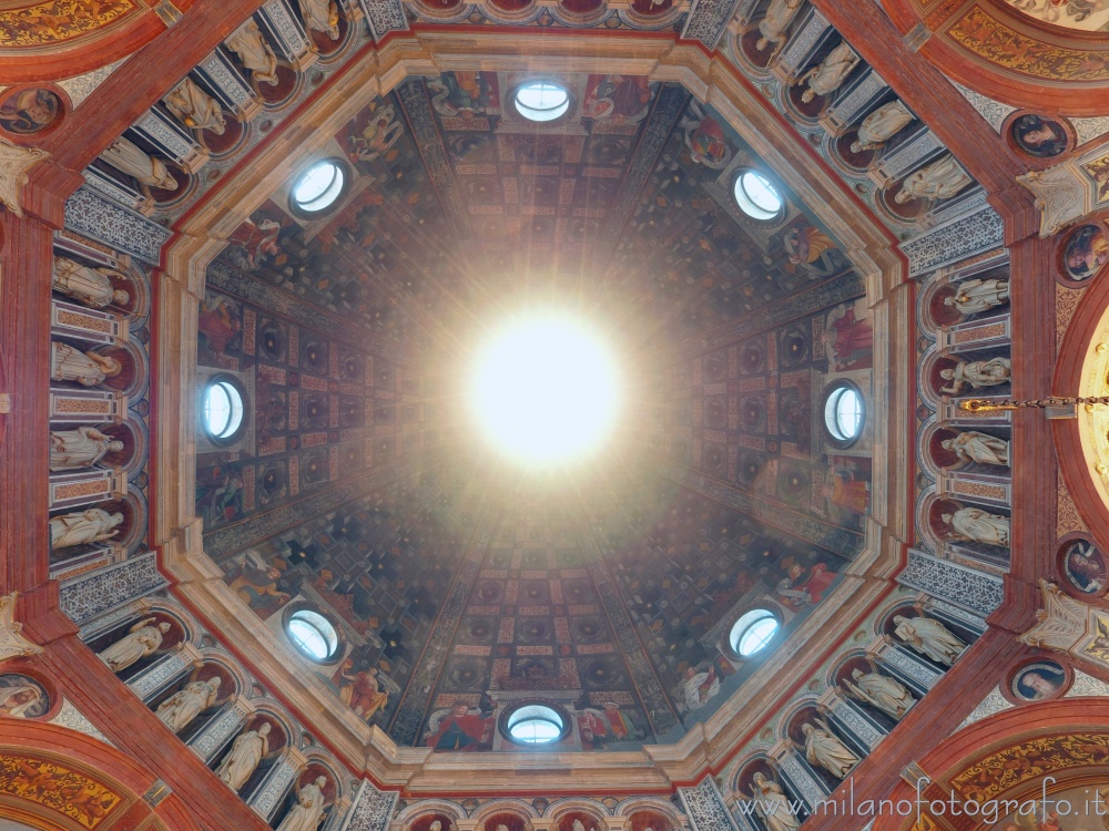 Busto Arsizio (Varese) - Interno della cupola del Santuario di Santa Maria di Piazza